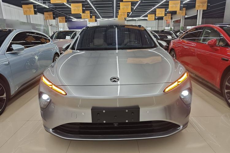 Used Nio ET7 2024 75 kWh Executive Signature Edition Exterior 1