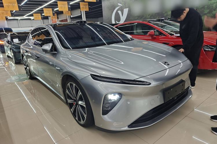 Used Nio ET7 2024 75 kWh Executive Signature Edition Exterior 2