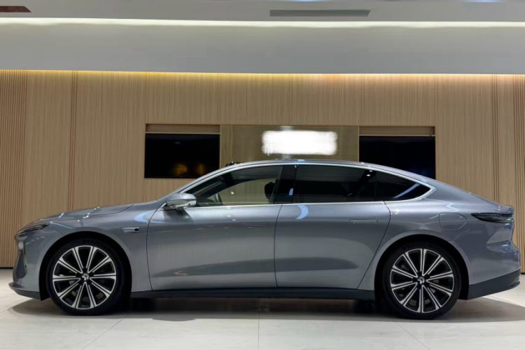 Used Nio ET7 2024 75 kWh Executive Signature Edition Exterior 2