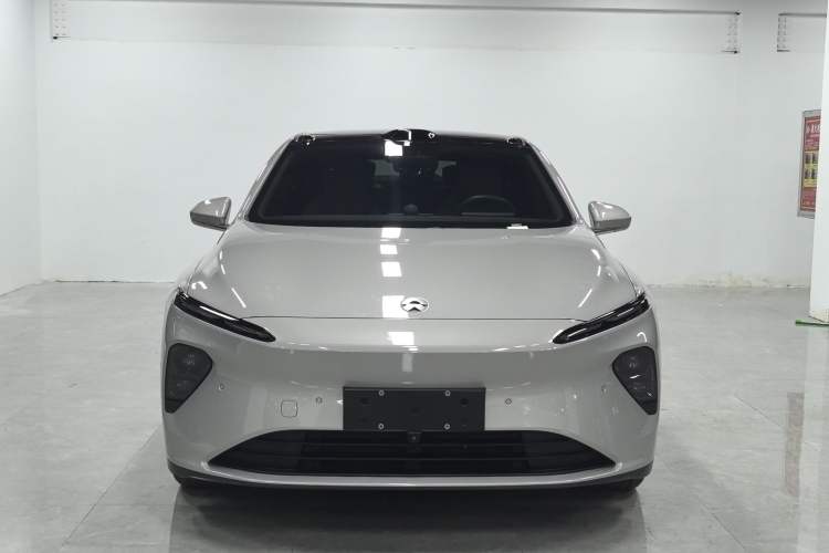 Used Nio ET7 2024 75 kWh Executive Edition Exterior 2