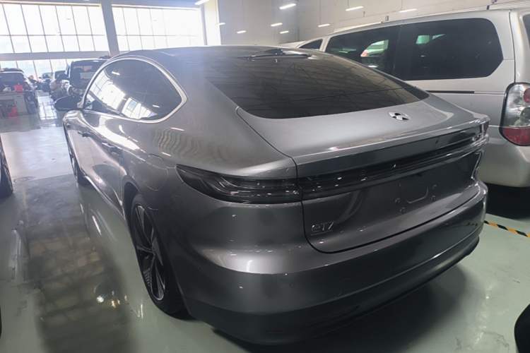 Used Nio ET7 2024 75 kWh Executive Edition Exterior 2