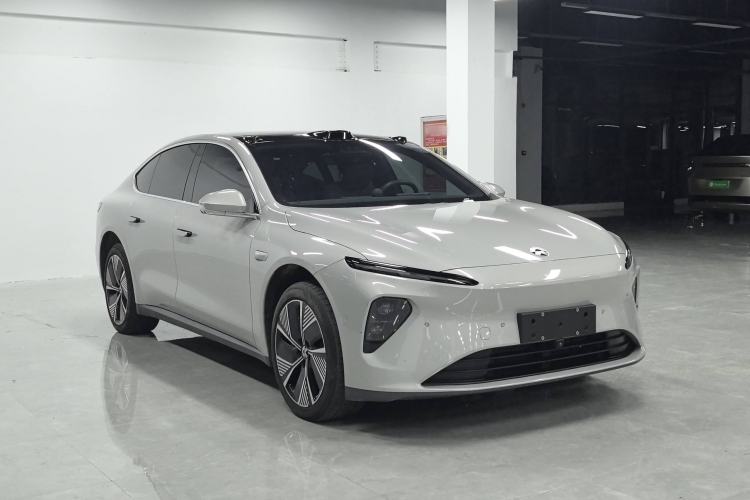 Used Nio ET7 2024 75 kWh Executive Edition Exterior 3