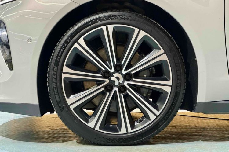 Used Nio ET7 2024 75 kWh Executive Signature Edition Exterior 4
