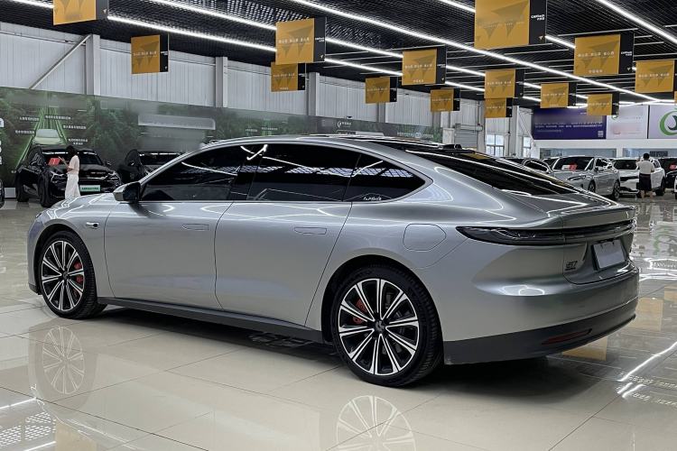 Used Nio ET7 2024 75 kWh Executive Signature Edition Exterior 5