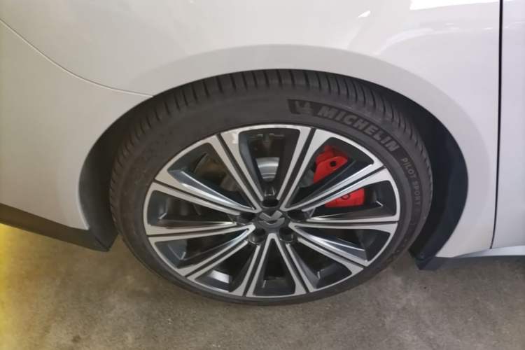 Used Nio ET7 2024 75 kWh Executive Signature Edition Exterior 5