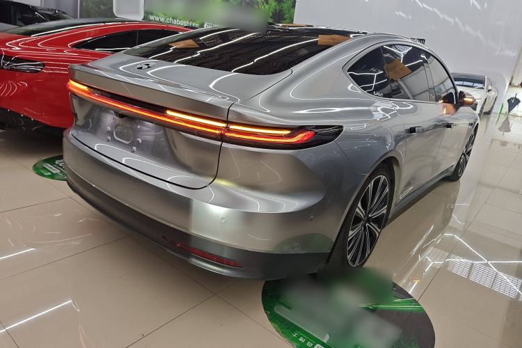 Used Nio ET7 2024 75 kWh Executive Signature Edition Exterior 5