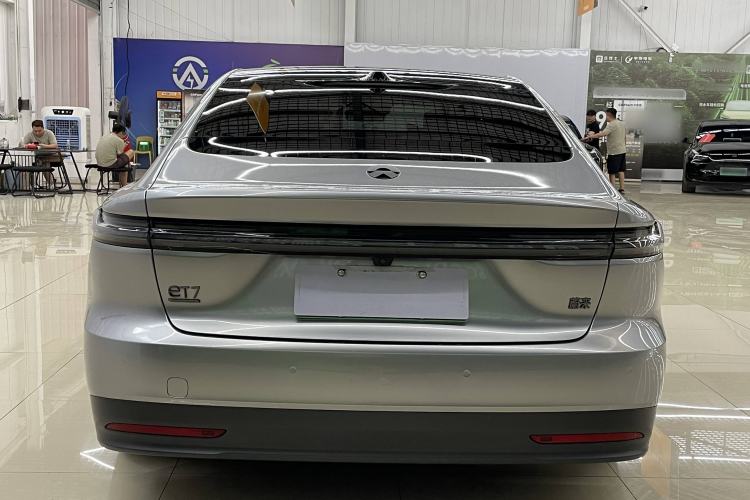 Used Nio ET7 2024 75 kWh Executive Signature Edition Exterior 6