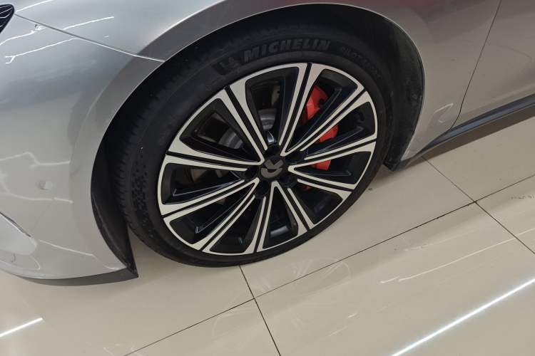 Used Nio ET7 2024 75 kWh Executive Signature Edition Exterior 7