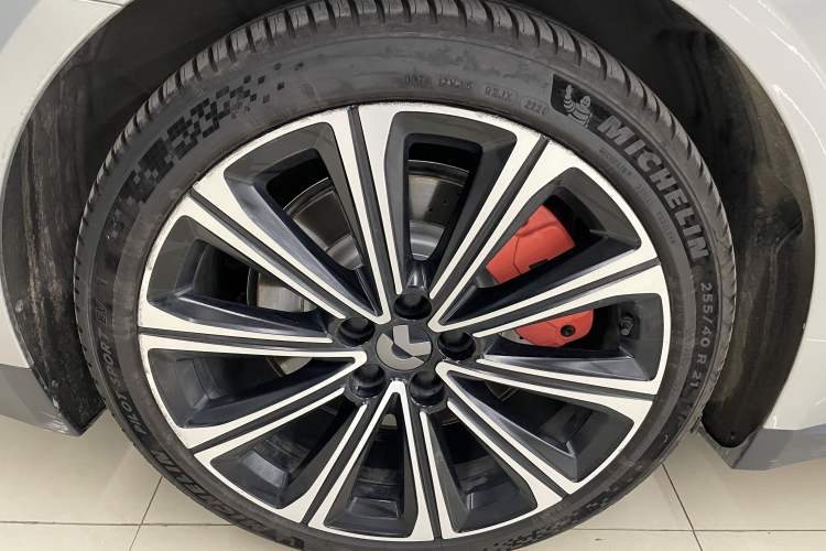 Used Nio ET7 2024 75 kWh Executive Signature Edition Exterior 9