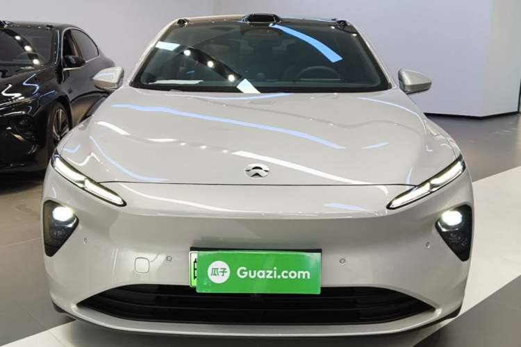 Used Nio ET7 2024 75 kWh Executive Signature Edition Front