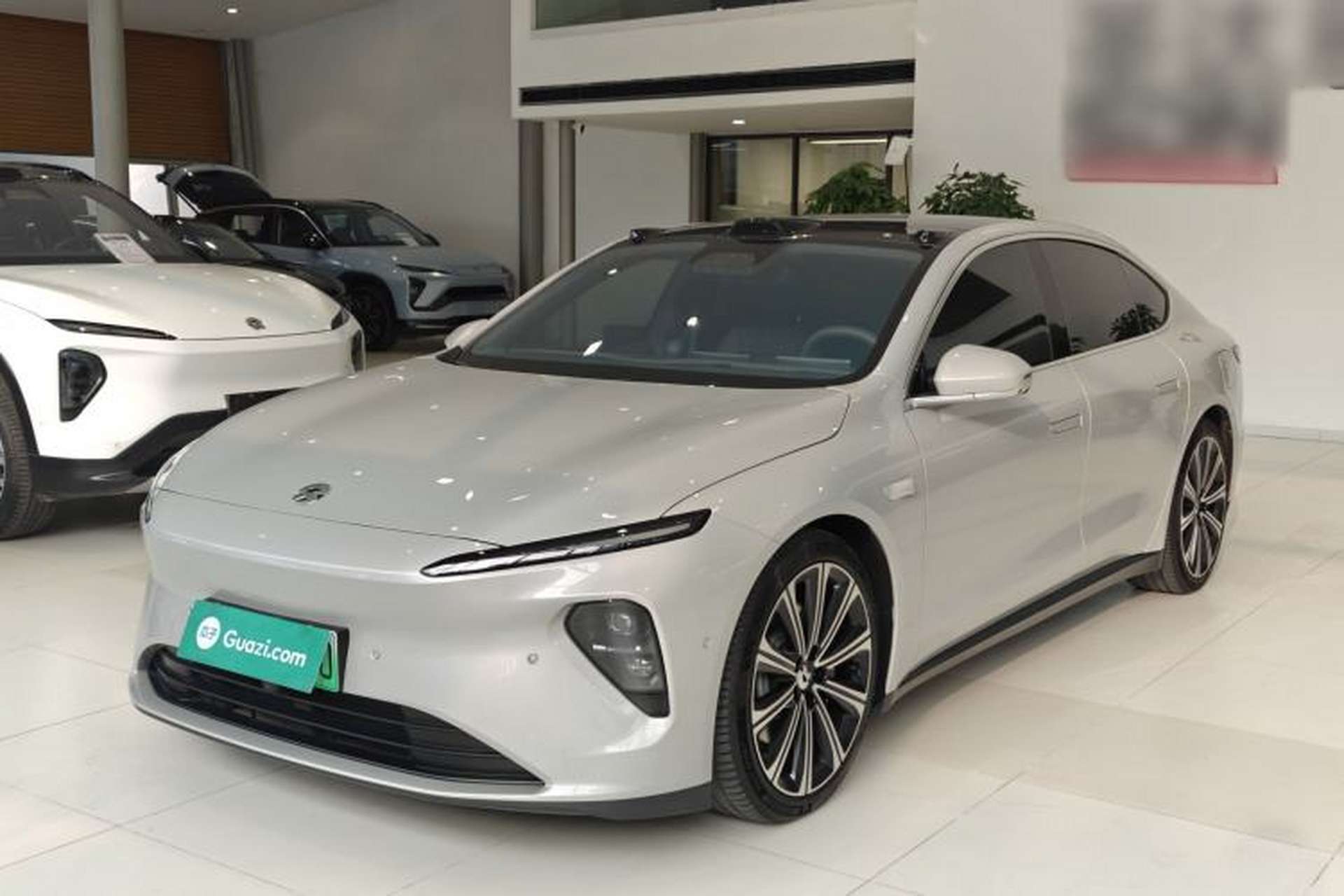 Used Nio ET7 2024 75 kWh Executive Signature Edition Front Left 45 Deg