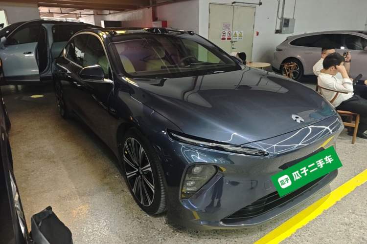 Used Nio ET7 2024 100kWh Executive Signature Edition Front Right 45 Deg