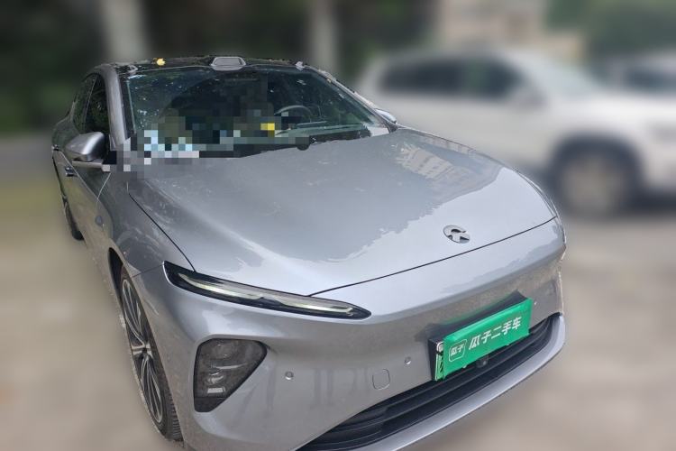 Used Nio ET7 2024 75 kWh Executive Signature Edition Front Right 45 Deg