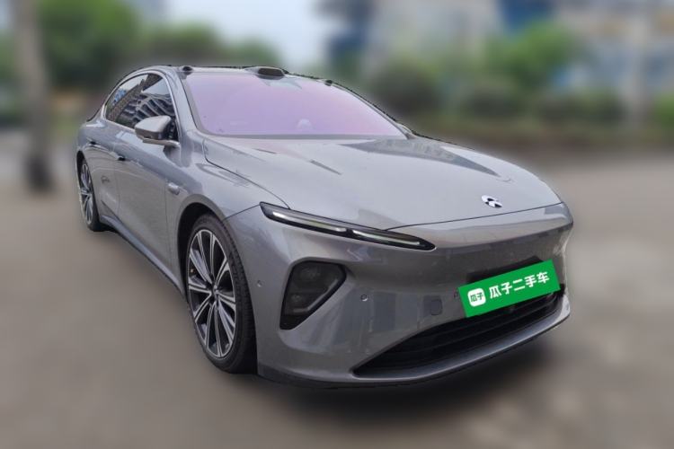 Used Nio ET7 2024 75 kWh Executive Edition Front Right 45 Deg