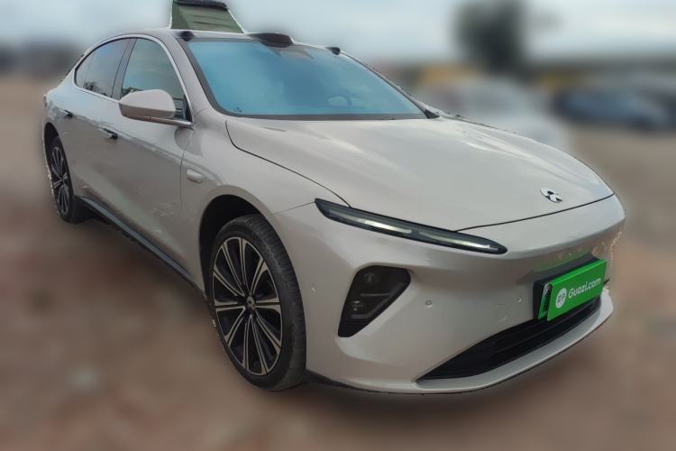 Used Nio ET7 2024 75 kWh Executive Signature Edition Front Right 45 Deg