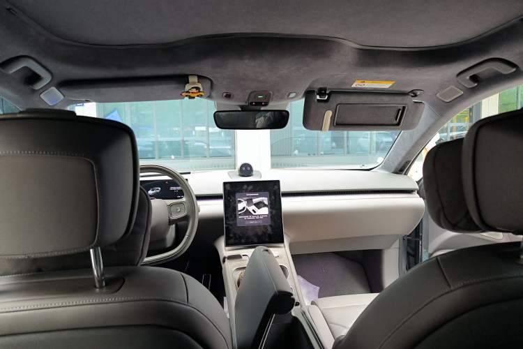 Used Nio ET7 2024 75 kWh Executive Edition Headliner