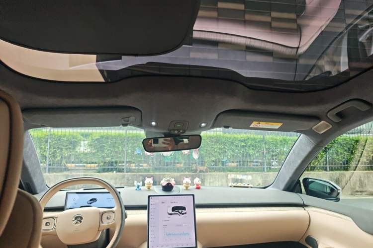Used Nio ET7 2024 75 kWh Executive Edition Headliner