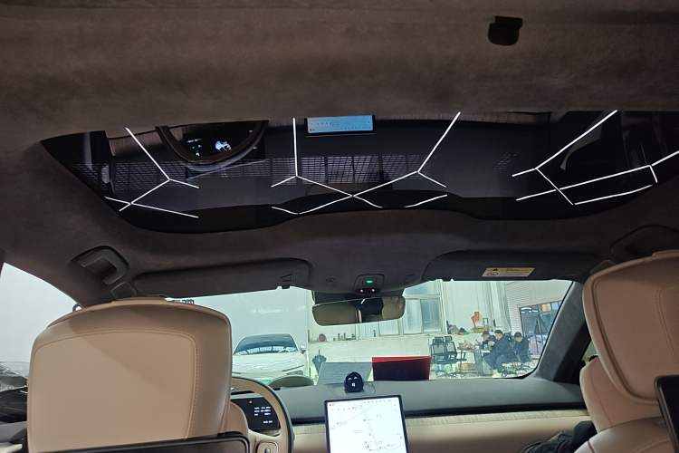 Used Nio ET7 2024 75 kWh Executive Signature Edition Headliner