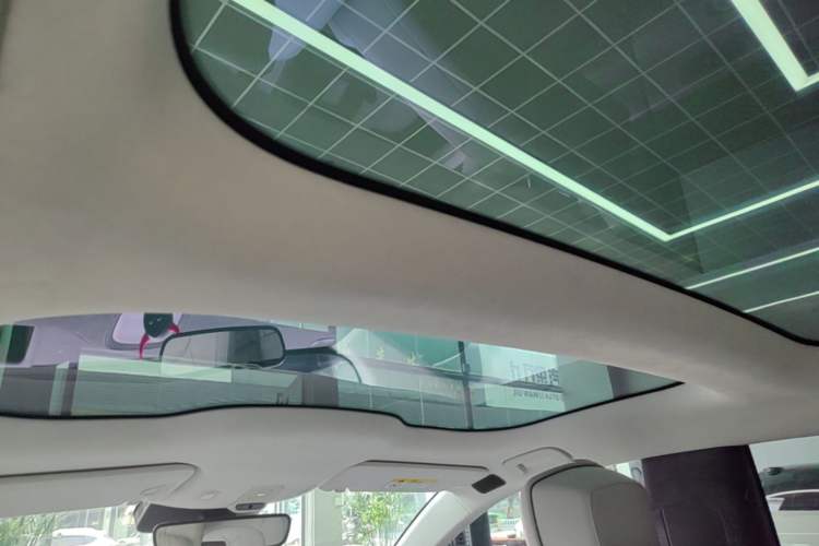 Used Nio ET7 2024 75 kWh Executive Signature Edition Headliner