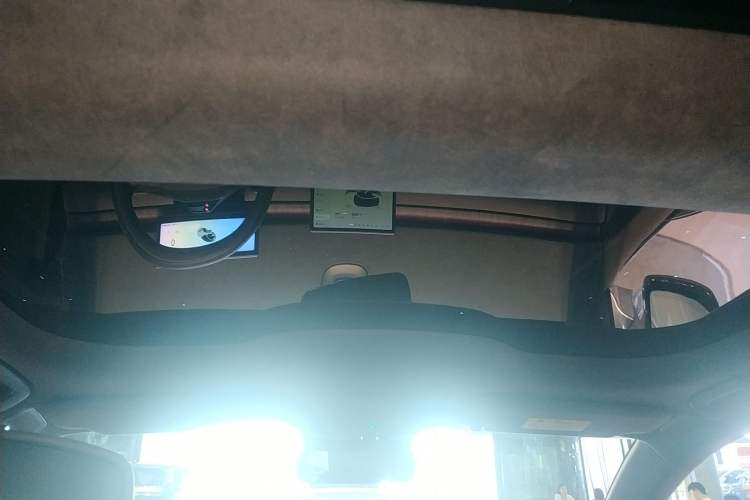 Used Nio ET7 2024 75 kWh Executive Signature Edition Headliner