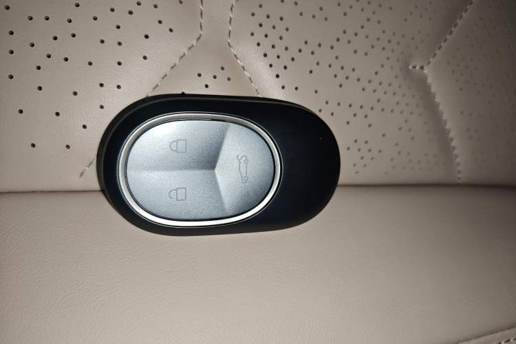 Used Nio ET7 2024 75 kWh Executive Signature Edition Interior 1