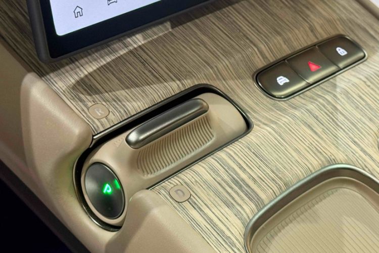 Used Nio ET7 2024 75 kWh Executive Signature Edition Interior 9