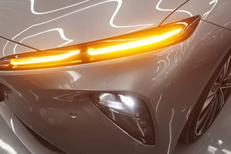 Used Nio ET7 2024 75 kWh Executive Signature Edition Left Front Headlight