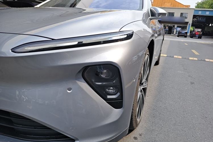 Used Nio ET7 2024 75 kWh Executive Signature Edition Left Front Headlight
