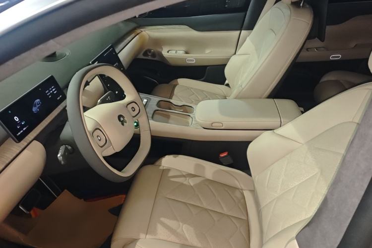 Used Nio ET7 2024 100kWh Executive Signature Edition Left Front Seat