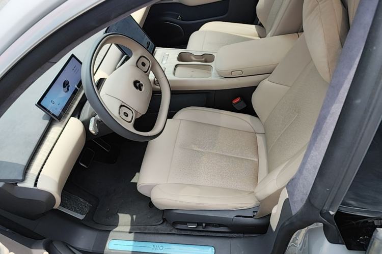 Used Nio ET7 2024 75 kWh Executive Edition Left Front Seat