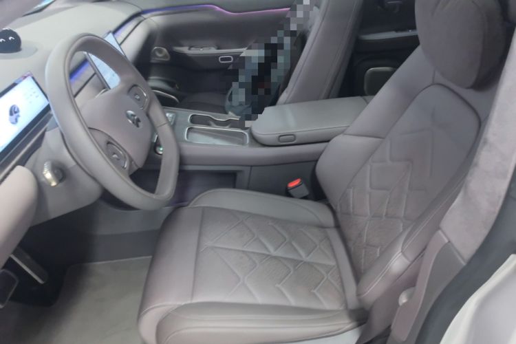 Used Nio ET7 2024 75 kWh Executive Signature Edition Left Front Seat
