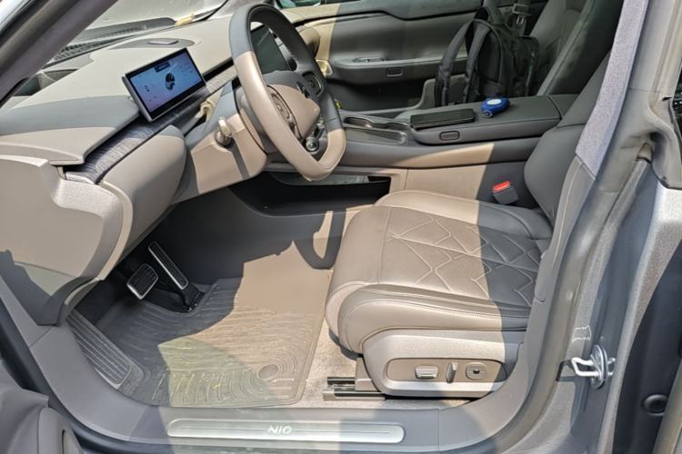 Used Nio ET7 2024 75 kWh Executive Signature Edition Left Front Seat
