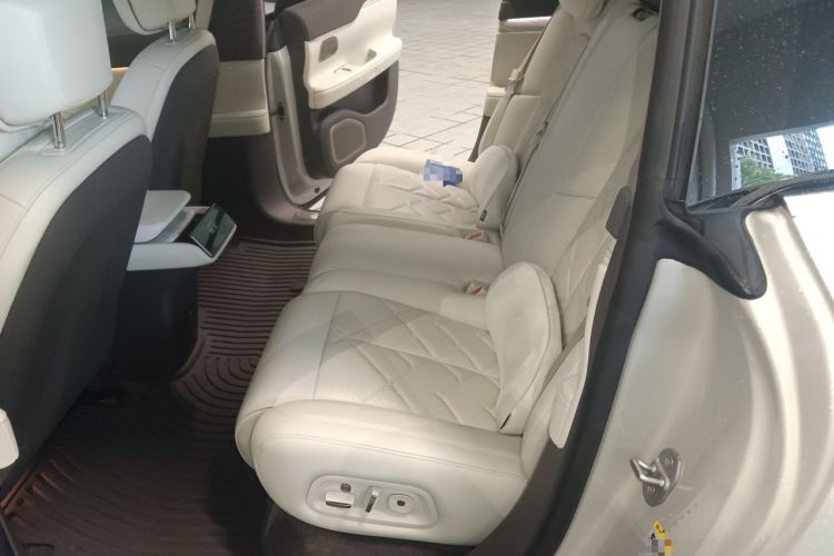 Used Nio ET7 2024 75 kWh Executive Edition Left Rear Seat
