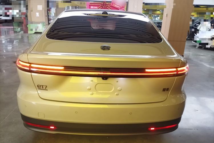 Used Nio ET7 2024 75 kWh Executive Signature Edition Rear