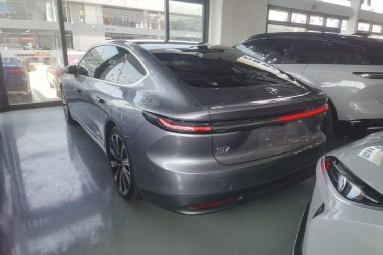 Used Nio ET7 2024 75 kWh Executive Signature Edition Rear Left 45 Deg