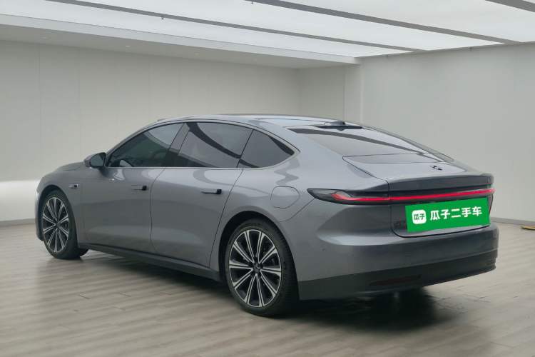 Used Nio ET7 2024 75 kWh Executive Signature Edition Rear Left 45 Deg