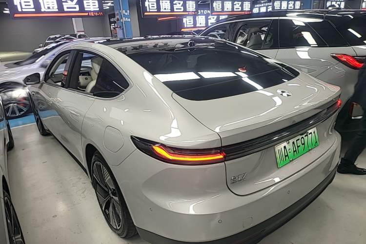 Used Nio ET7 2024 75 kWh Executive Edition Rear Left 45 Deg