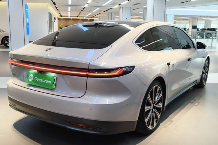 Used Nio ET7 2024 75 kWh Executive Signature Edition Rear Right 45 Deg