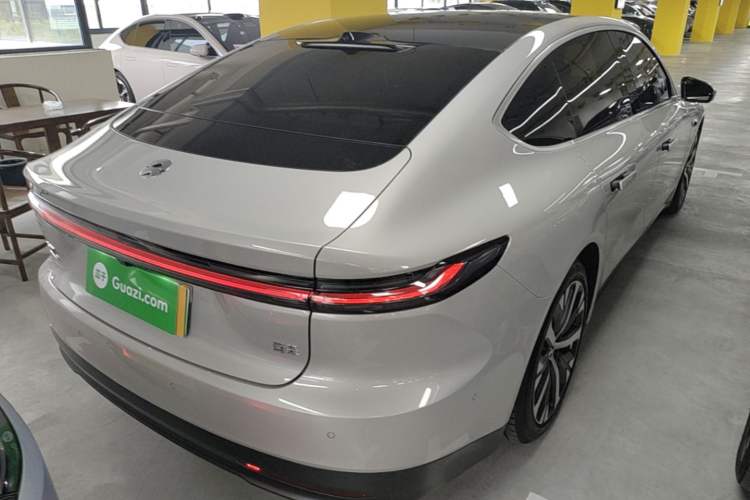 Used Nio ET7 2024 75 kWh Executive Edition Rear Right 45 Deg