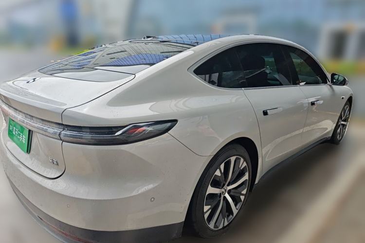 Used Nio ET7 2024 75 kWh Executive Edition Rear Right 45 Deg