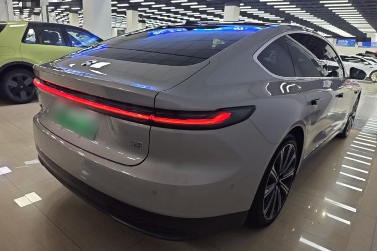 Used Nio ET7 2024 75 kWh Executive Edition Rear Right 45 Deg