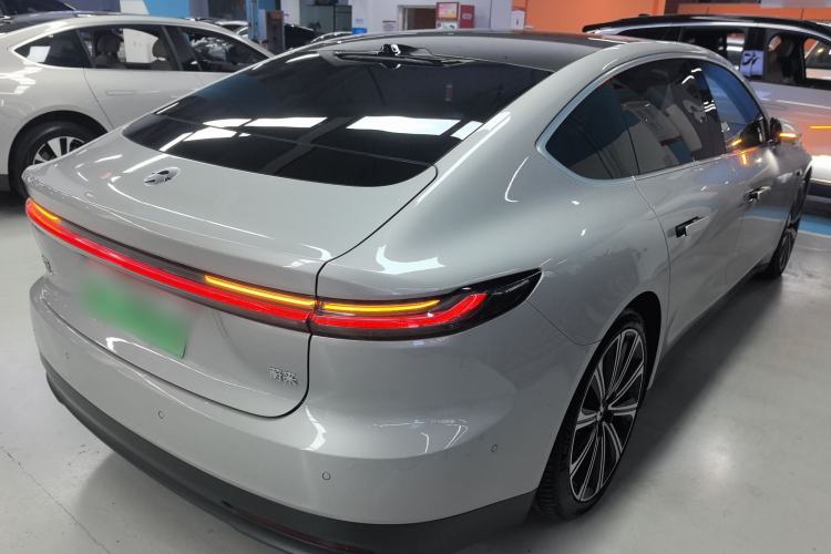 Used Nio ET7 2024 75 kWh Executive Signature Edition Rear Right 45 Deg