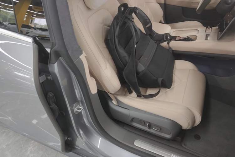 Used Nio ET7 2024 100kWh Executive Edition Right Front Seat