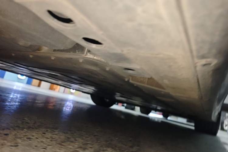 Used Nio ET7 2024 75 kWh Executive Signature Edition Right Side Sill