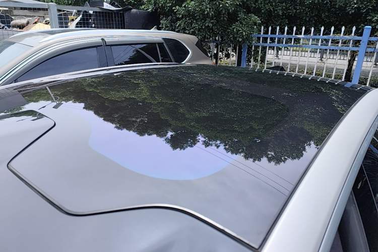 Used Nio ET7 2024 75 kWh Executive Edition Roof