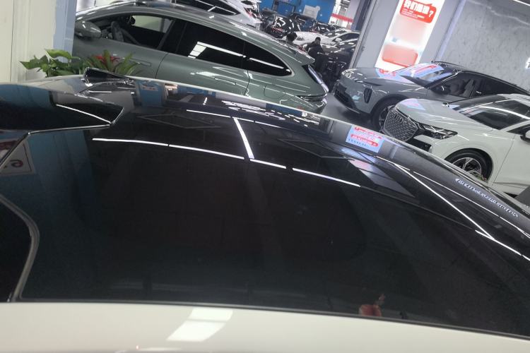 Used Nio ET7 2024 75 kWh Executive Signature Edition Roof