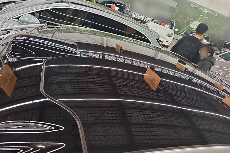 Used Nio ET7 2024 75 kWh Executive Signature Edition Roof