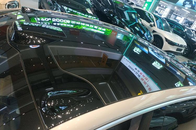 Used Nio ET7 2024 75 kWh Executive Signature Edition Roof