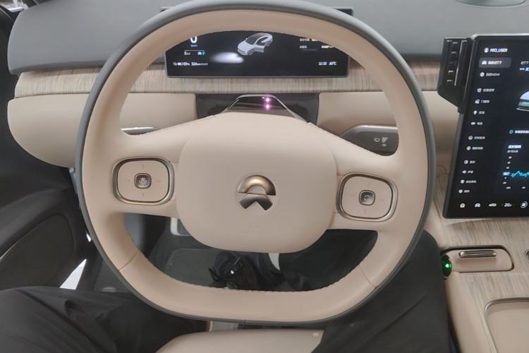 Used Nio ET7 2024 100kWh Executive Edition Steering Wheel