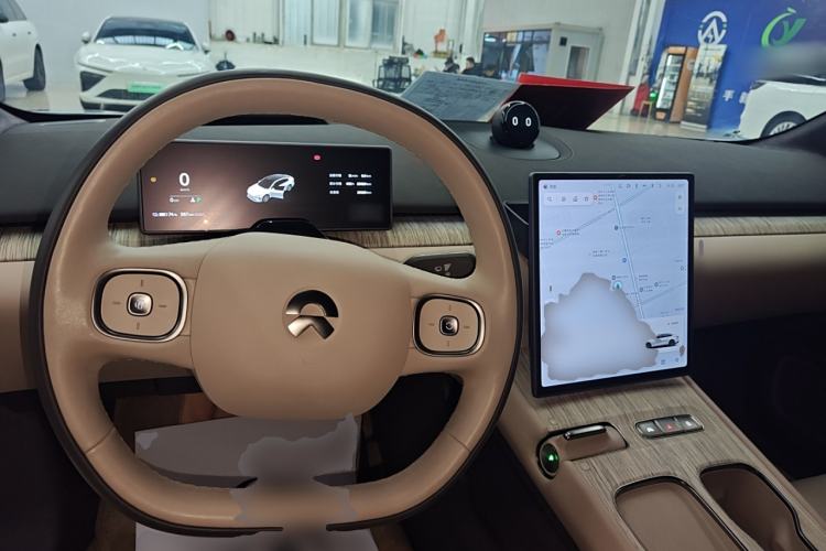 Used Nio ET7 2024 75 kWh Executive Signature Edition Steering Wheel